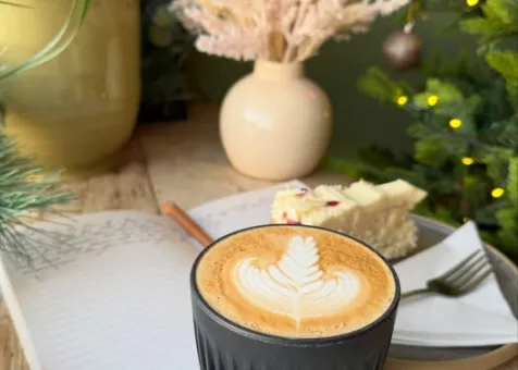 610793098_18335224594215757_394233234519584841_n